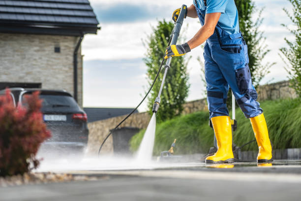 Best Driveway Pressure Washing  in Leisure Village, NJ